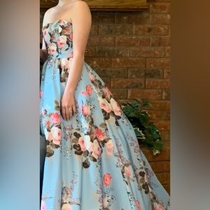 Sheri hill prom dress